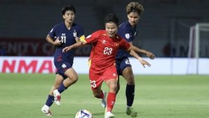 Việt Nam nữ và Thái Lan nữ căng thẳng trước loạt trận quan trọng